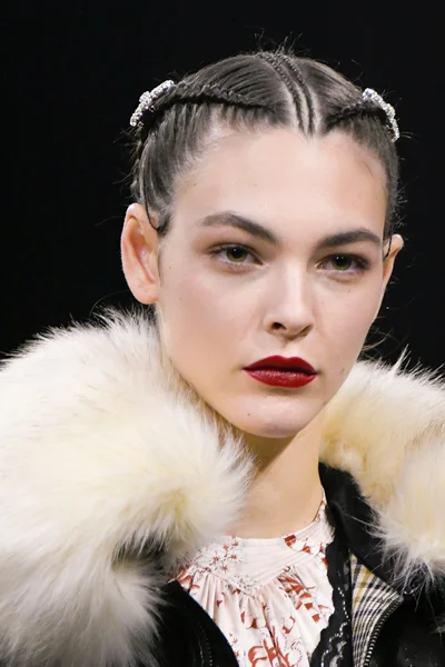 Look 34